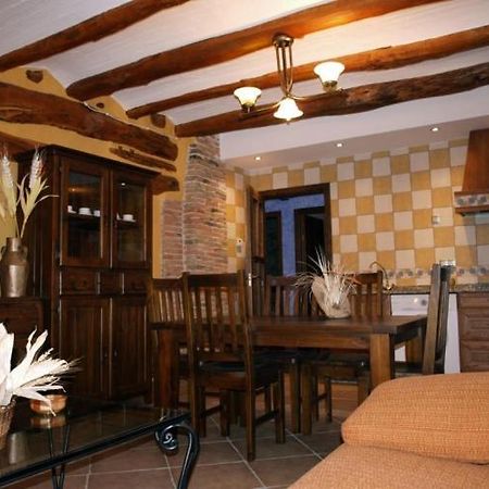 Apartamentos Turisticos La Fuensanta Cella Quarto foto